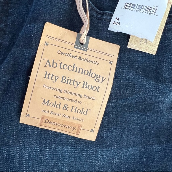 Democracy Ab Technology Itty Bitty Boot Jeans Women’s Size 14 Dark Wash CL - Picture 9 of 13